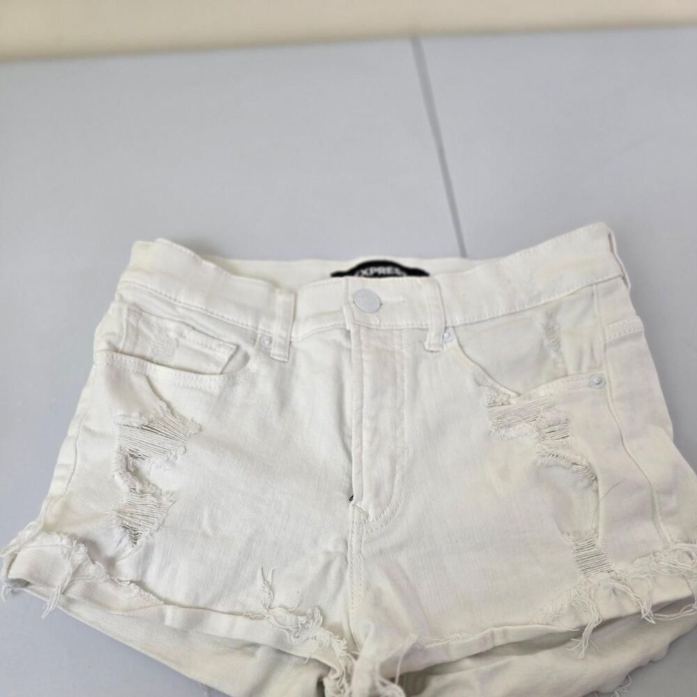Express Women's White and Cream Shorts